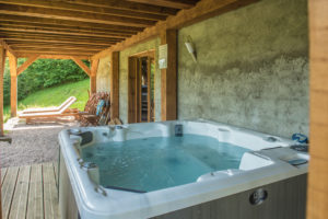 Chalet-Les-Lucioles-Jaccuzzi-Prestige-Chalets